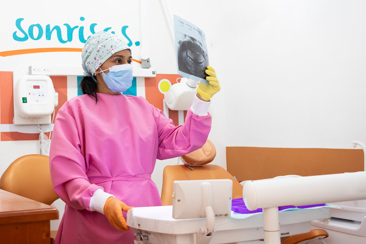 dentista barato Cozumel