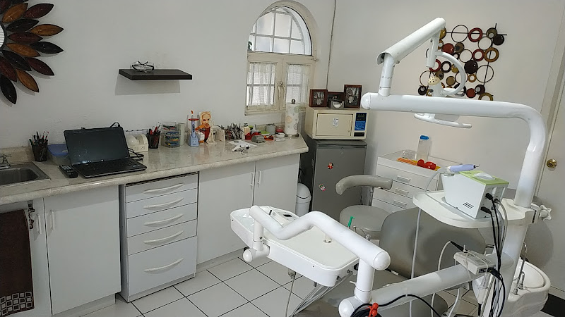 dentista barato Comala